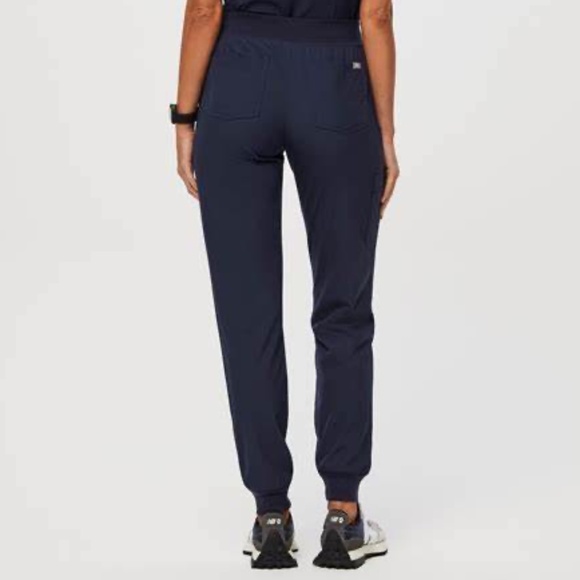 FIGS Zamora 2.0 Jogger Scrub Pants 💙 Navy | Small Petite - Picture 2 of 5